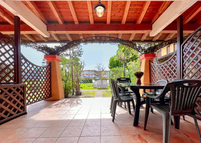 Terraced With Kids Playground Apartment *